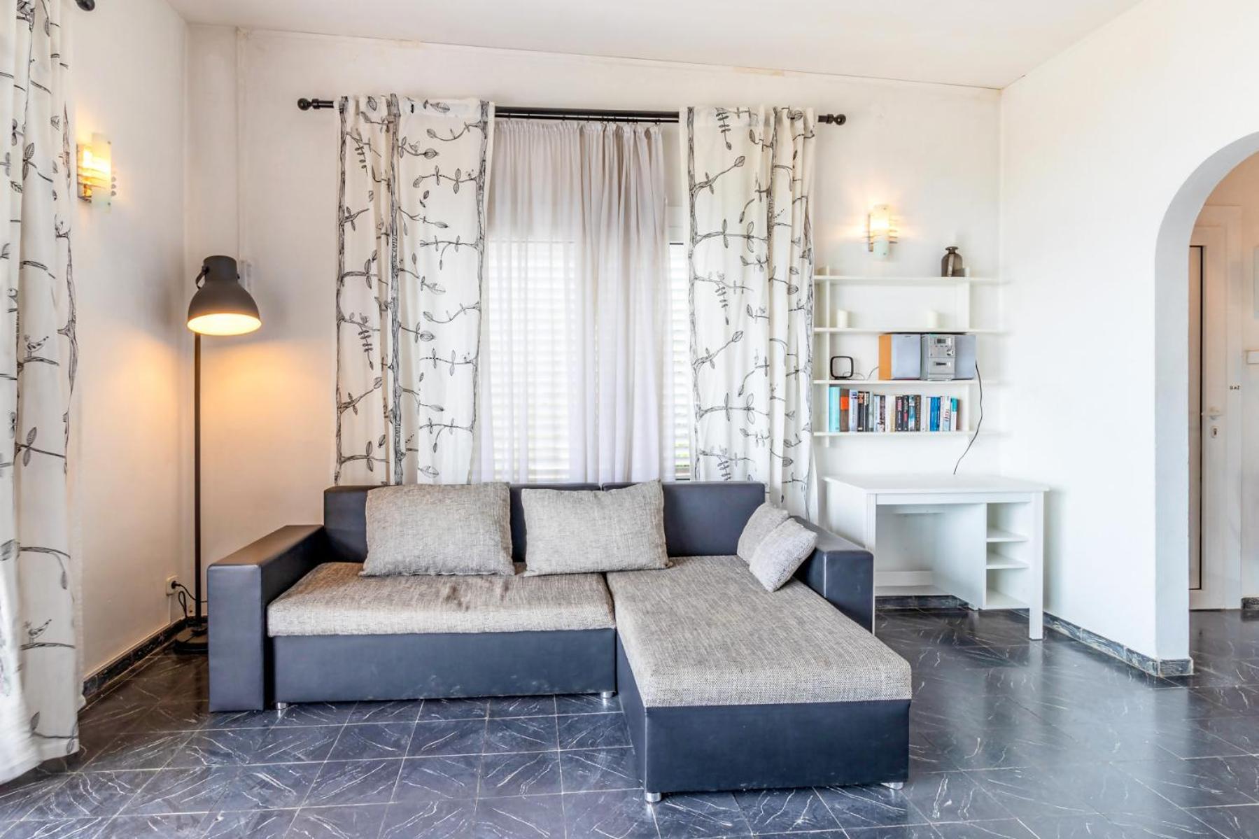 Apartamento Cap Ras 01 Con Terraza Y Barbacoa *